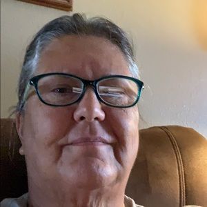 Meet your Posher, Phyllis